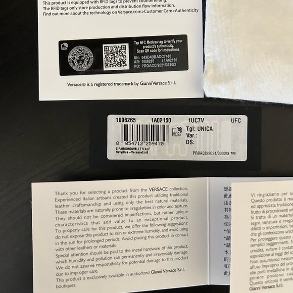 Versace Large Dark Blue Wallet - Picture 8 of 8